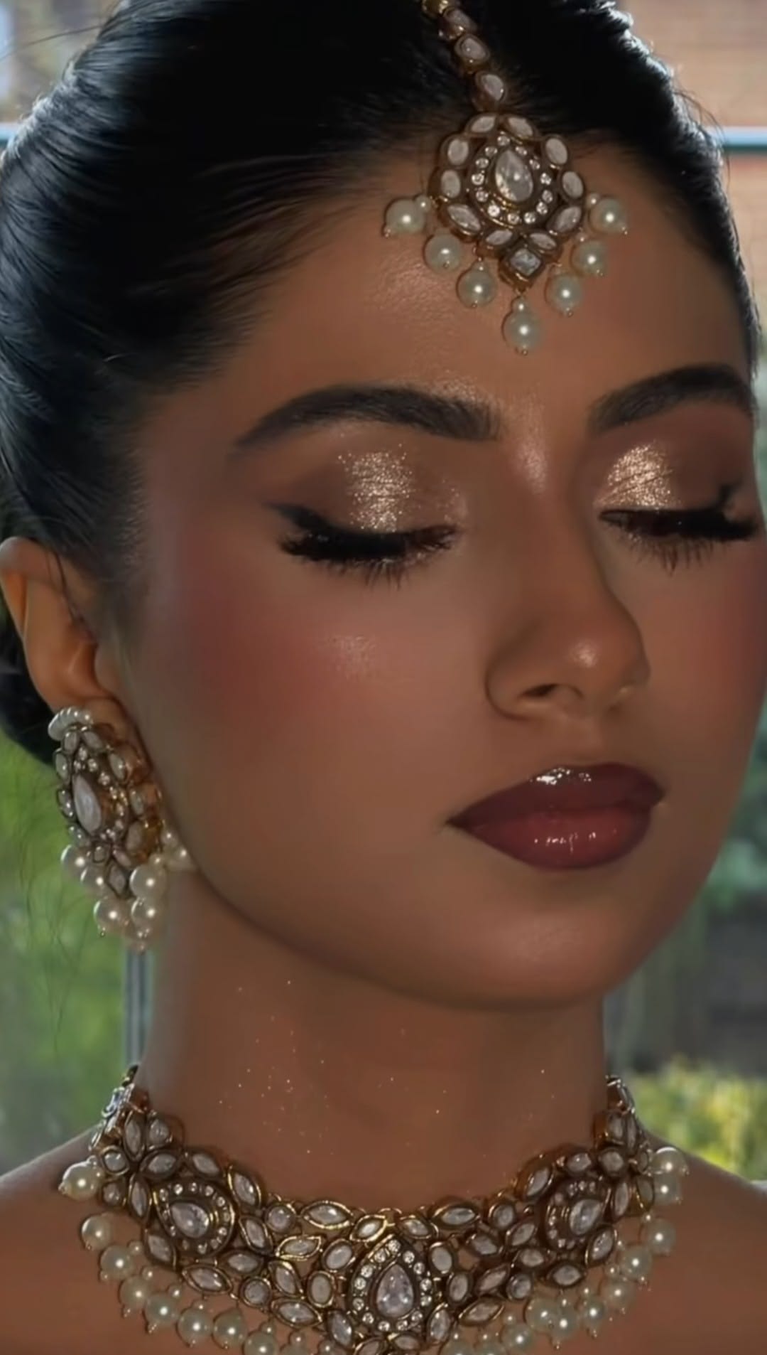 Party Makeup at Aurra Luxury Salon